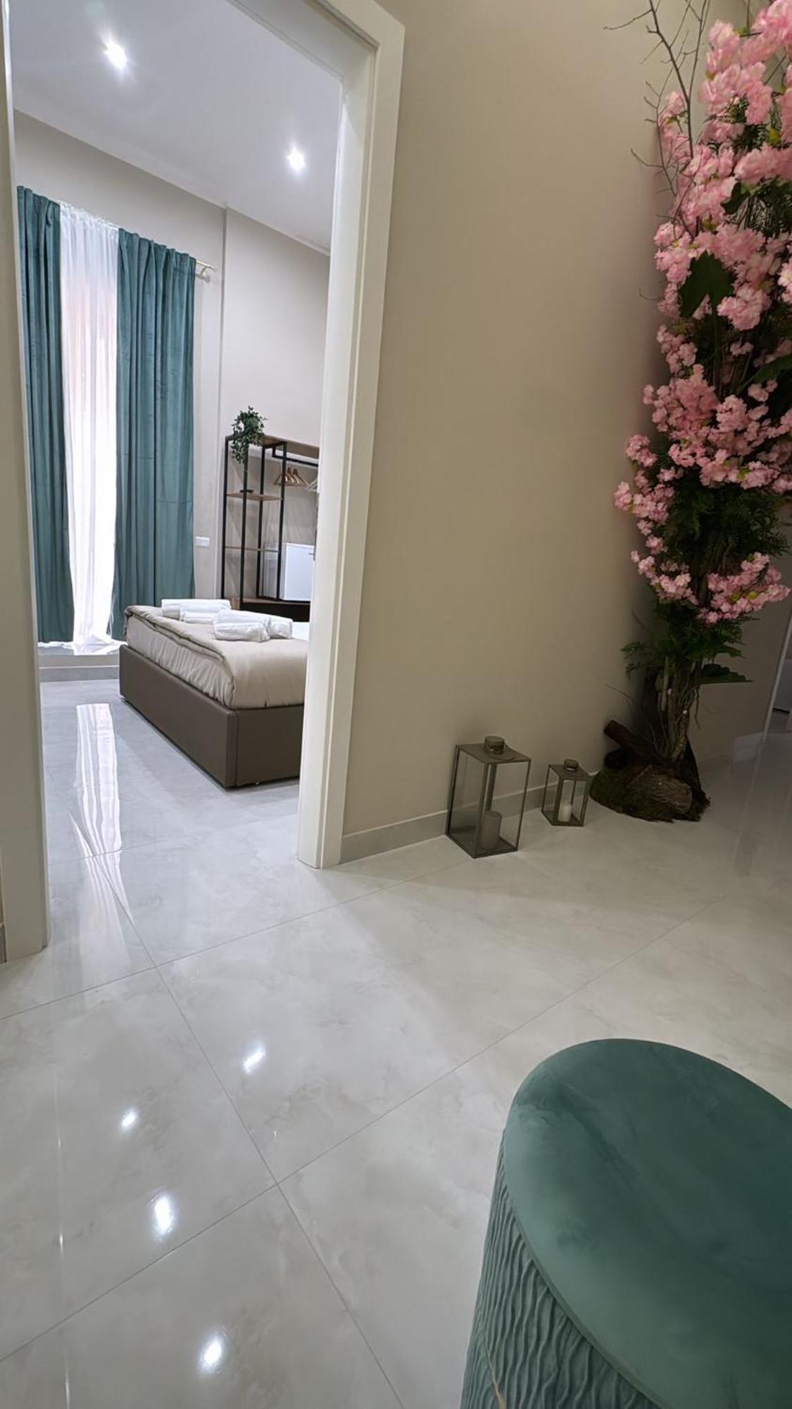 Royal Dream Bed & Breakfast Naples Luaran gambar