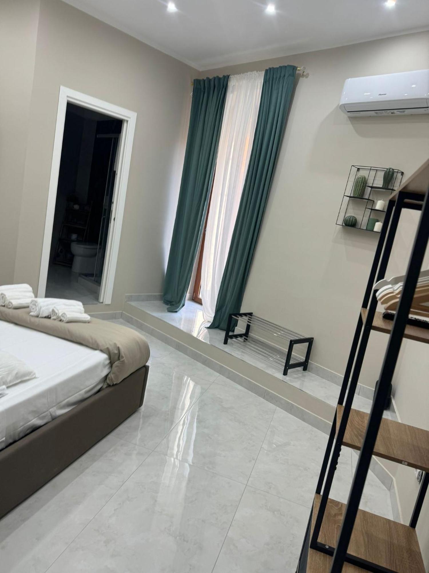 Royal Dream Bed & Breakfast Naples Luaran gambar